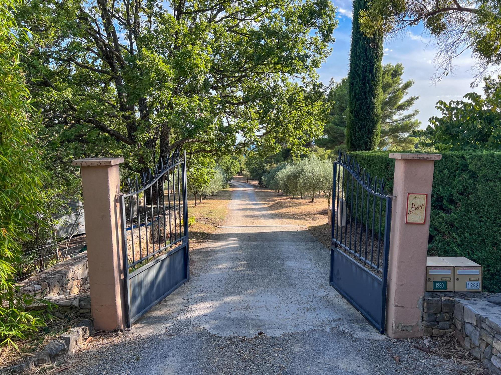Villa "Le Sortilege" Vue Panoramique Et Piscine Tourtour Exterior foto